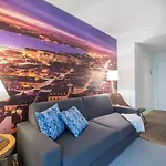 Vibrant Central Studio